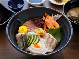 海鮮丼